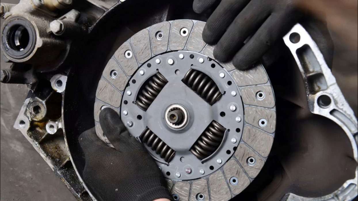 بهترین زمان تعویض 11 قطعه خودرو